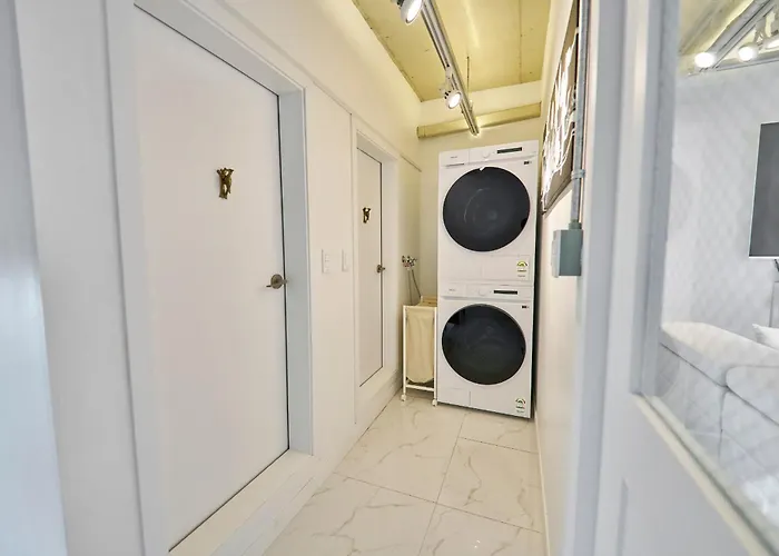 펜션 B9 Tailored Service Near Hongik Univ Station *
