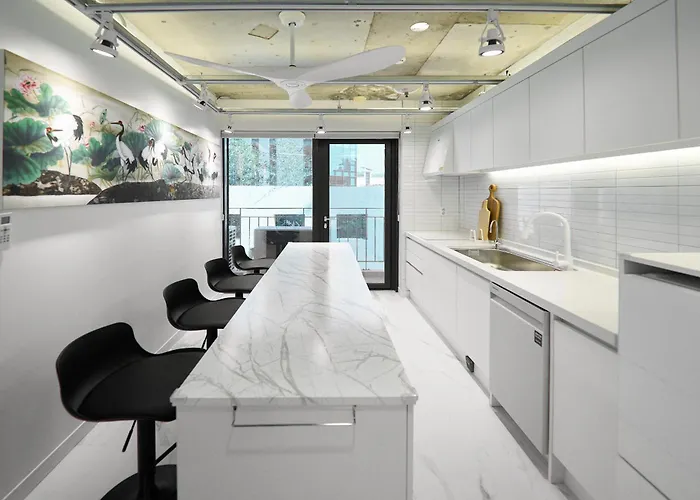 B9 Tailored Service Near Hongik Univ Station 펜션 서울특별시