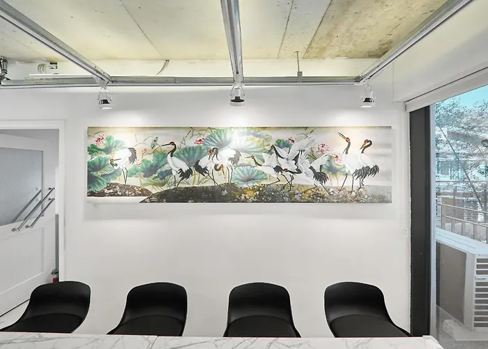 B9 Tailored Service Near Hongik Univ Station * 서울특별시