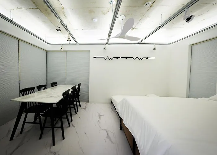 B9 Tailored Service Near Hongik Univ Station Дом отдыха *
