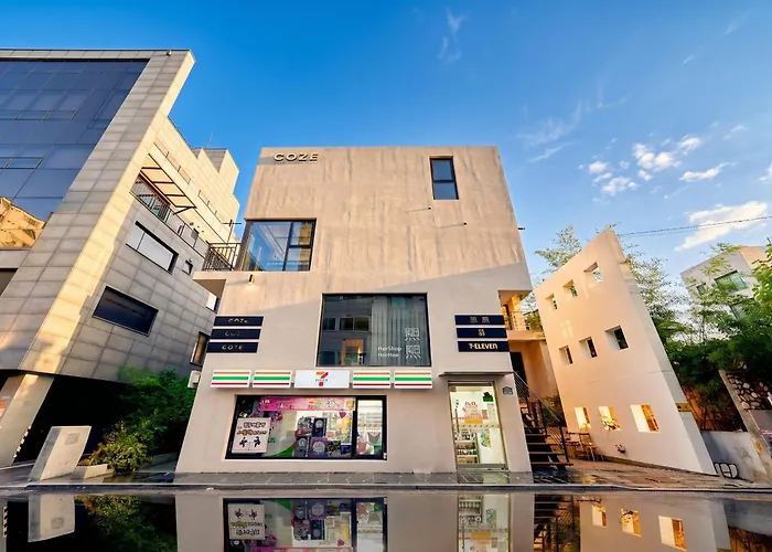 B9 Tailored Service Near Hongik Univ Station 서울특별시